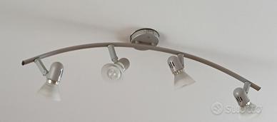 lampadario con faretti orientabili