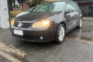 Volkswagen Golf 1.6 16V FSI 5p. Comfortline