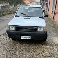Fiata panda 750