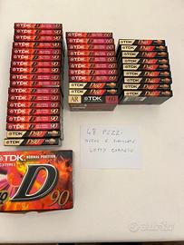 Lotto 48 audiocassette TDK vintage, nuove sigillat