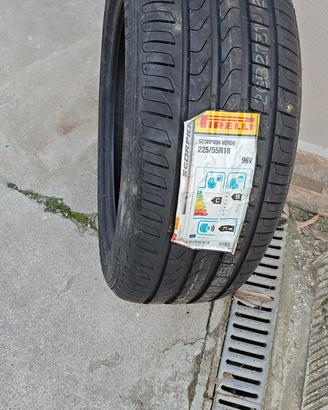 Pneumatici Pirelli