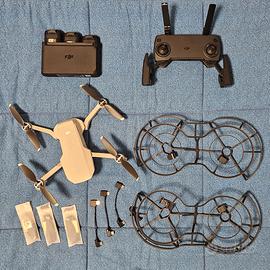 Drone DJI Mini versione Fly More Combo (3Batterie)