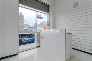 Locale commerciale di 20 mq con possibilità di cam