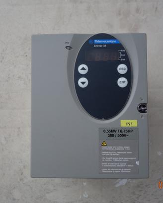 Inverter telemecanique atv31h055n4
