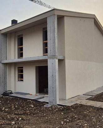 Villetta a schiera di 216 m² con 5 locali e box au