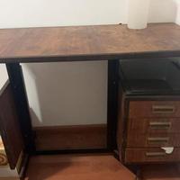 scrivania vintage 