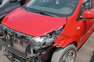 Kia Picanto del 2019 per pezzi di ricambio