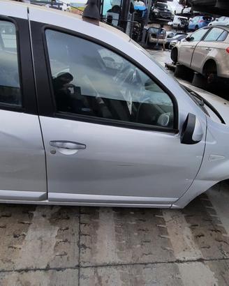 DACIA SANDERO 2009 - PORTA ANTERIORE DESTRO