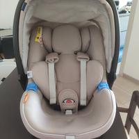 Ovetto Chicco+passeggino leggero+sacco invernale 