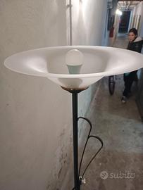 lampada a piantana