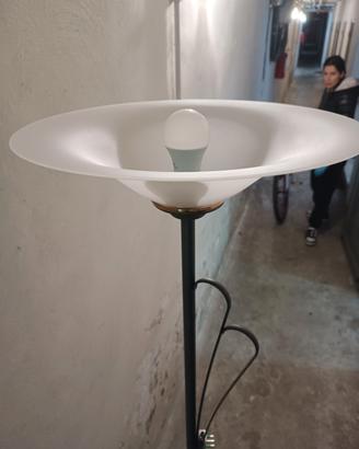 lampada a piantana