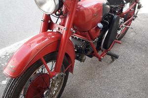 Moto Guzzi Falcone 500 del 1954