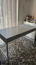 Scrivania ikea alex