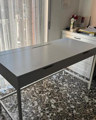 Scrivania ikea alex