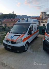 Ambulanza renault Traffic 