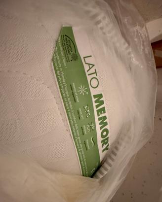 Materassi memory foam usati pochissimo