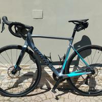 Bici da corsa WILIER TRIESTINA 0 SL DISC ULTEGRA