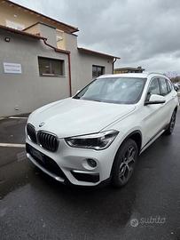 BMW X1 150 CV