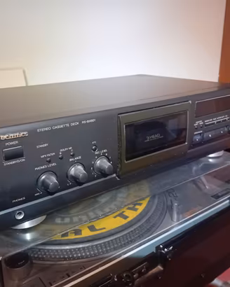 Lettore musicassette anni 90 Technics.