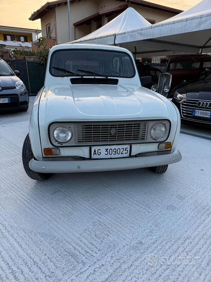 RENAULT 4
