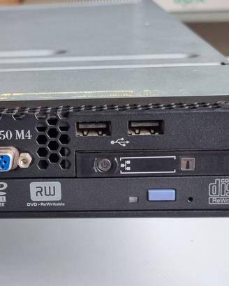 Server IBM System X3550 M4