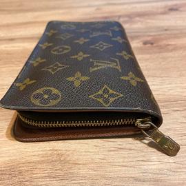 Portafoglio “zippy” Louis Vuitton