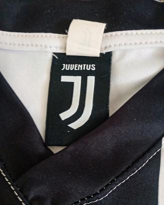 maglia della Juve taglia M