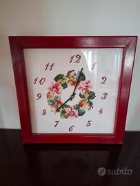 orologio ricamato a mano