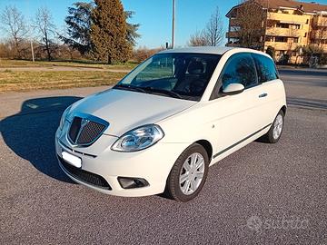 lancia ypsilon oro 1.4 benzina 