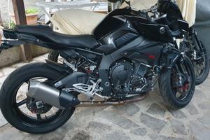 Yamaha mt10  mt-10 mt 10 motore r1