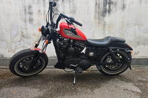 Harley Davidson 883 Custom