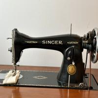 Macchina da cucire Singer anni ‘60