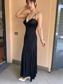 abito lungo elegante
