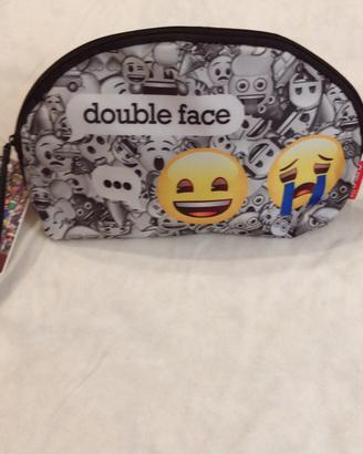 Pochette Emoji Collection molto capiente