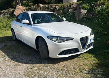 AlfaRomeo Giulia 2.2 Turbo Diesel 150CV AT8 TechEd