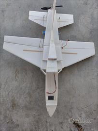 aereo radiocomandato  45,x55 con motore