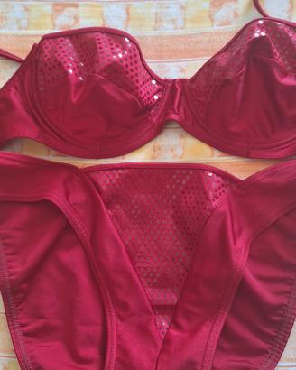 bikini rosso