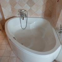 Vasca da bagno angolare