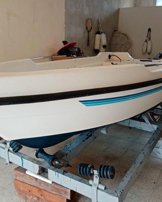 BARCA LIGNY 3.75 CON 15 CV 2 T YAMAHA carrello