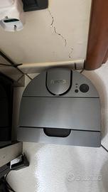 Robot neato aspirapolvere