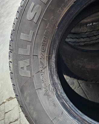 gomme 225 70 15 