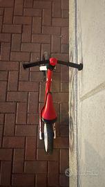 Bicicletta senza pedali