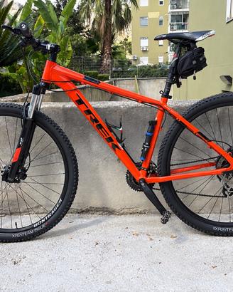 montain bike trek marlin 5