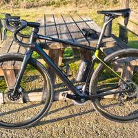 Telaio Cannondale Synapse in carbonio.