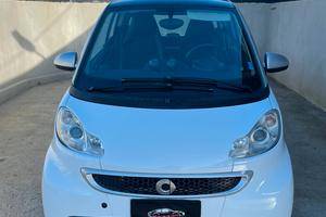 Smart ForTwo 1000 52 kW MHD coupé passion