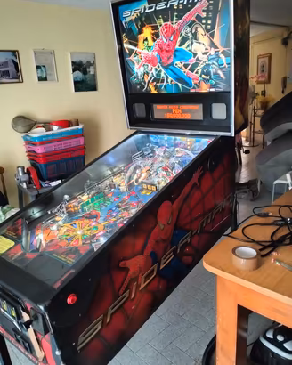 flipper spiderman 