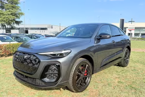 AUDI Q5 SPB Sportback TDI quattro S line NAVI -