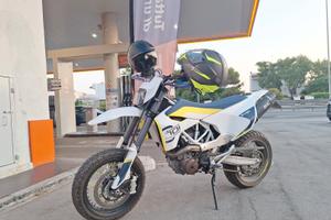 supermoto 701 