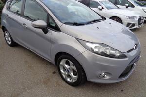FORD Fiesta Ikon 1.4 5 porte Bz.- GPL *OK NEOPAT
