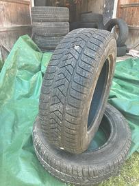 2 gomme 225/65 17 Pirelli